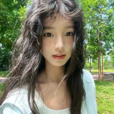 美丽笨女人